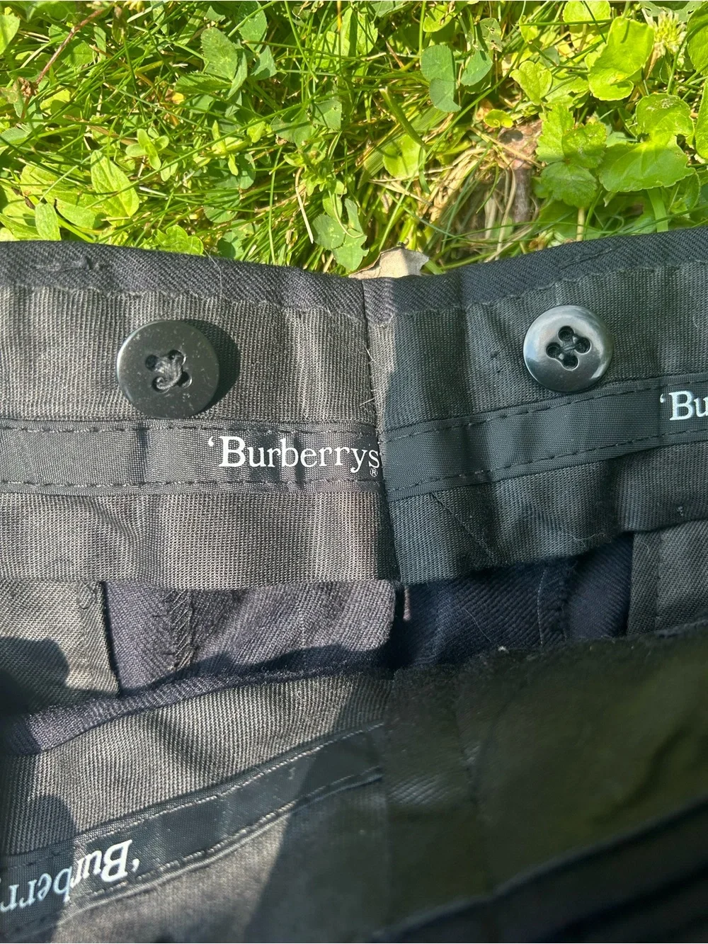 Vintage Burberrys navy pinstripe 100% wool suit set